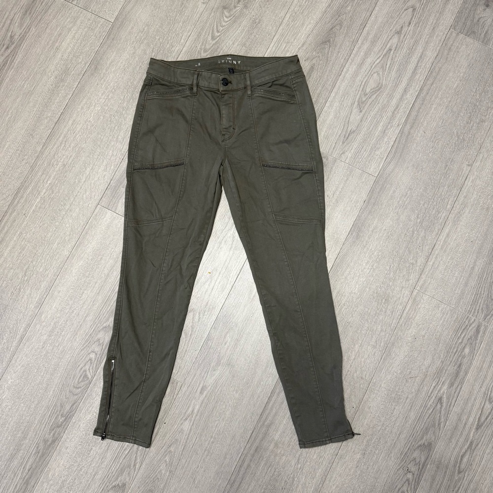 White House Black Market Olive Green Mid Rise Zippered  Pants Size 8